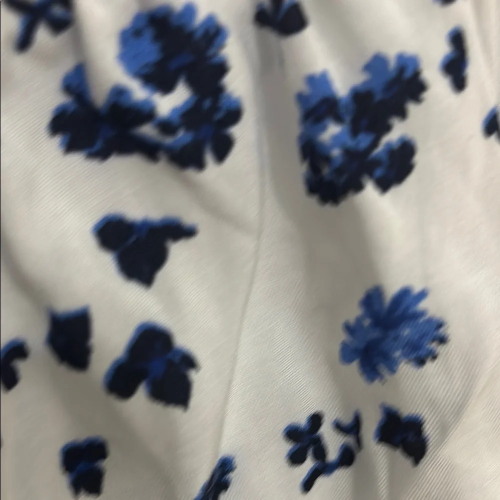 Floral Ruffle Romper - Picture 6 of 7